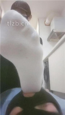 图片[9] - 【美娜格格】运动女神-脏鞋底白袜虐废【完整版】 - 绳艺下载吧