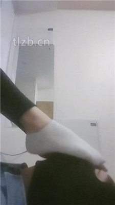 图片[13] - 【美娜格格】运动女神-脏鞋底白袜虐废【完整版】 - 绳艺下载吧